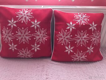 Ložní soupr. polstarky a povlaky, rucniky,osusky,deky. - 16