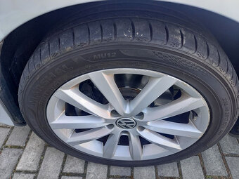 Volkswagen Passat  2.0Tdi 103kw Highline+Dsg+ROZVODY - 16