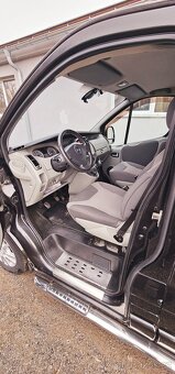 Opel Vivaro 2.5 CDTI L2H1 COMBI - 16