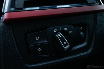 BMW Rad 3 Touring 318d A/T Black - 16