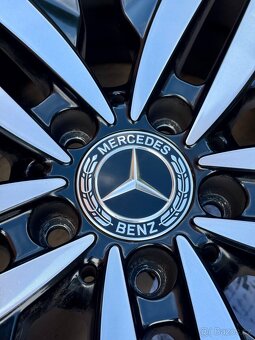 Mercedes Benz Disky - 16