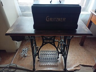 Starožitný nábytek - 16