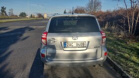 Toyota RAV4 2,0i 116kW 4x4, 91000km, CZ původ,  r.v. 2011 - 16