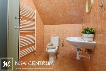 Prodej rodinného domu 272 m2 v centru Jablonného v Podještěd - 16