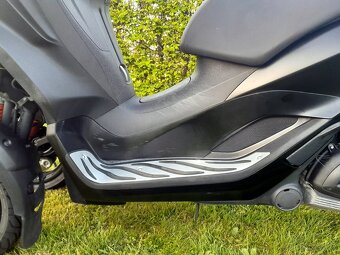 Piaggio MP3 300 HPE Sport ABS,ASR - 16