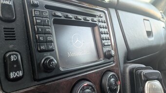 Mercedes ML 400CDi, V8 - 16
