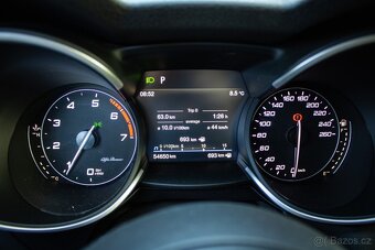 Alfa Romeo Stelvio /AJ NA SPLATKY/ - 16