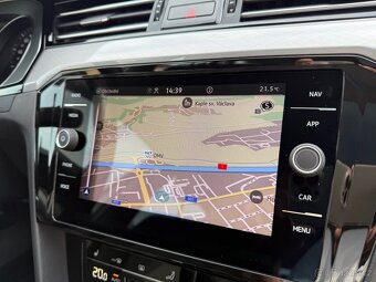 VW Passat Variant 2.0 TSI 140kW DSG ACC 5/2022 151 200 km - 16