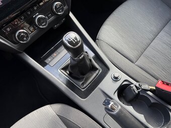 Škoda Octavia 1.6 tdi / STYLE / po rozvodech - 16
