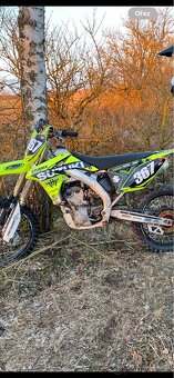 Suzuki rmz 250 - 16