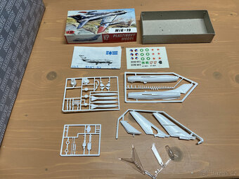 Plastikové modely letadel - 16