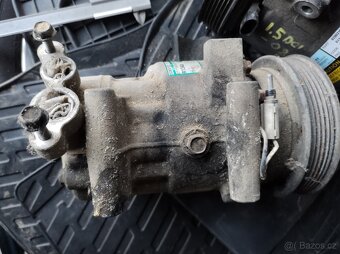 Kompresor klimatizace Renault Nissan 8200316164 - 16