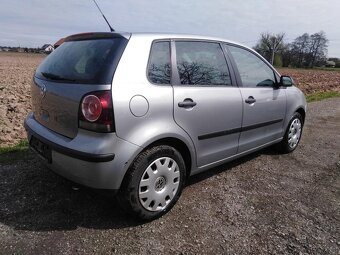 VW POL0 1,4-16V TOUR KLIMATR. , TEMPOMAT, ŠÍBR - 16