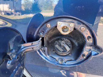 Chevrolet , Tahoe GMC - 16