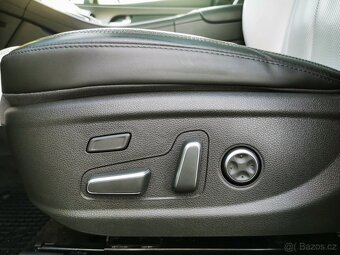 Hyundai Santa Fe Luxury - 16