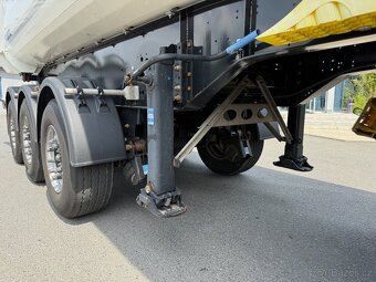 Schmitz SKI 24 26m3 - 16