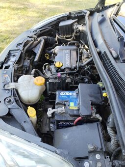 Opel Corsa 1.0 benzín-Koup.ČR,70000km, PO servisu - 16