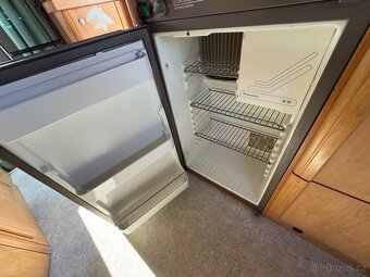 Obytné auto - VW LT Karman, solár, markýza, Webasto - 16