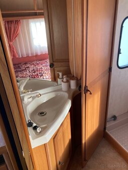 Obytný karavan - 16