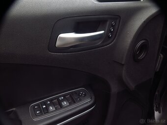 Dodge Charger 3.6 V6 - DPH - SRT vzhled - 16