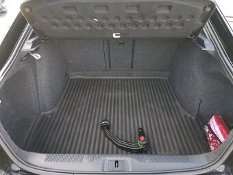 Škoda Octavia 2 RS DSG 2.0 TSI 147kw TOP VYBAVA+STAV - 16