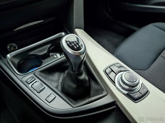 BMW 318D Touring F31 fešák/plný servis/nové turbo+egr orig - 16