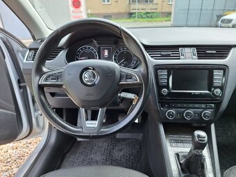 Škoda Octavia Scout 2.0 TDi 110KW Nové v ČR - 16