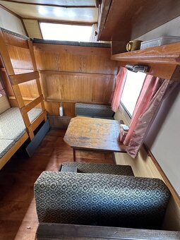 Avia A-31 Camping - 16