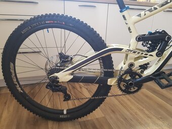 Sjezdové kolo Scott gambler 720 - 16
