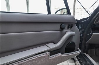 Porsche 993 Carrera Cabriolet z roku 1994 - 16