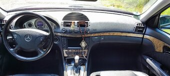 Mercedes Benz W211E270 - 16