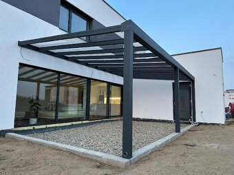 Hliníková pergola, garážové stání, altán - 16