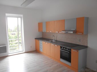 Pronájem bytu v Louny /klidná část města-cca 67m2-zahrada - 16