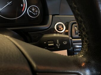 BMW 5 525d Touring - 16