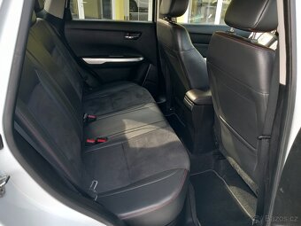 Suzuki Vitara 1.4T 4x4 r.2018,106t.KM 1.MAJITEL NAVIGACE - 16