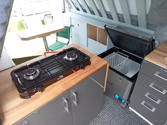 Prodám obytnou dodávku Ford transit L3H2 - 16