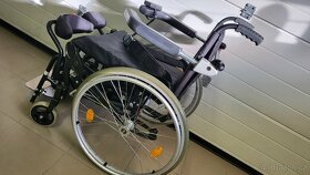 invalidni vozík 40cm 44cm s elektrickou vertikalizaciou - 16