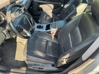 VOLVO S80 2.4 D5 RV. 2011 MANUÁL , KUŽE, ODNÍMATELNÉ TAŽNÉ - 16