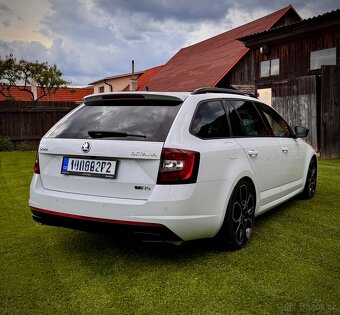Škoda Octavia RS 2.0 TSI 180 kW (2019) top výbava a stav - 16