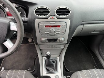 Ford Focus 1.6 16V - 16