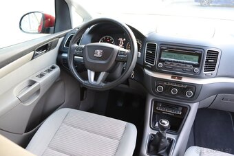 Seat Alhambra 1.4 TSI, servisovaný, bez koroze, hezký stav - 16