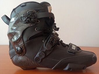 FR skates Igor - boots only - 16