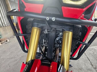 HONDA CRF 1000L AFRICA TWIN - 16