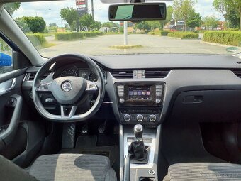 Octavia 1.4 Tsi 103kW xenony AD.TEMPOMAT 2015 - 16
