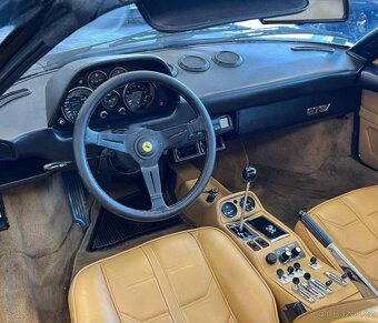 Ferrari 308 GTSi (1982) – ikonický kabriolet - 16
