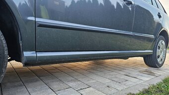 ŠKODA FABIA COMBI FACELIFT 1.4 16V, KLIMA, TAŽNÉ ZAŘÍZENÍ - 16