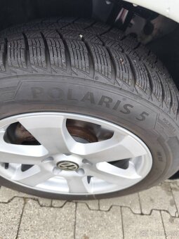 VW Touran 2.0 TDI 103 kW - 16