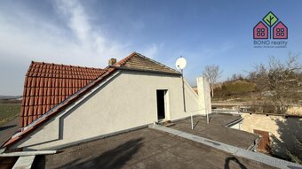 Rodinný dům 5+1, užitná plocha 178 m2, pozemek 815 m2, ulice - 16