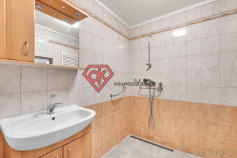 PRODEJ - rodinný dům v Borohrádku - 16