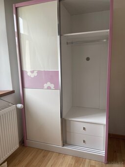 Prodám dětský dívčí pokojíček - 16